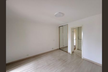 Apartamento à venda com 270m², 3 quartos e 4 vagasSuíte 