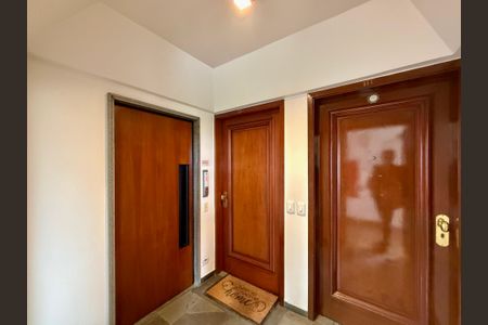 Apartamento à venda com 270m², 3 quartos e 4 vagasHall Social Apartamento 