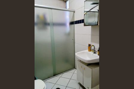 Banheiro de kitnet/studio para alugar com 1 quarto, 40m² em Centro, São Paulo