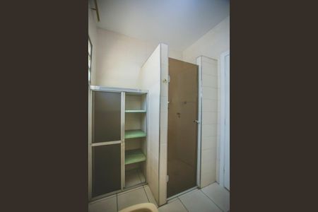 Casa à venda com 316m², 6 quartos e 3 vagasBanheiro