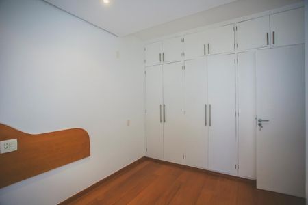 Casa à venda com 316m², 6 quartos e 3 vagasSuíte 3