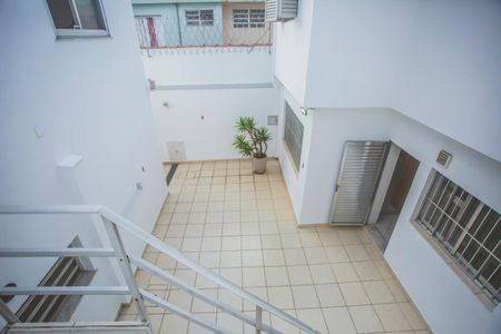 Casa à venda com 316m², 6 quartos e 3 vagasVista