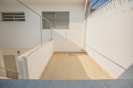 Casa à venda com 316m², 6 quartos e 3 vagasVista