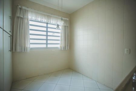 Casa à venda com 316m², 6 quartos e 3 vagasCozinha