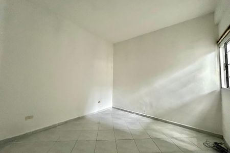 Casa para alugar com 100m², 2 quartos e 2 vagasQuarto 1