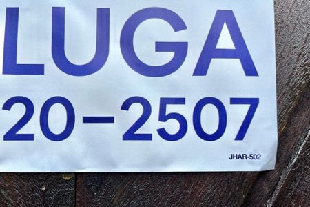 Casa para alugar com 100m², 2 quartos e 2 vagasPlaquinha