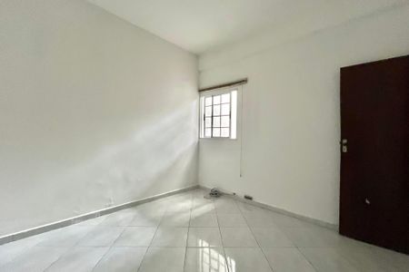 Casa para alugar com 100m², 2 quartos e 2 vagasQuarto 1