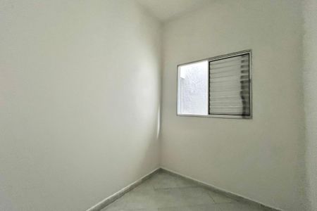Casa para alugar com 100m², 2 quartos e 2 vagasQuarto 2