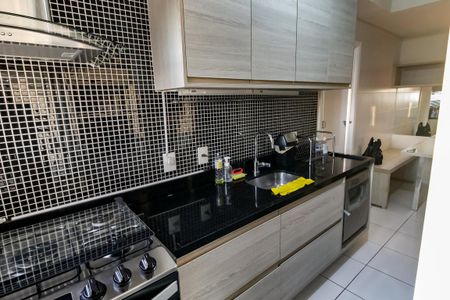 Apartamento para alugar com 95m², 2 quartos e 2 vagas Apartamento para alugar com 95m², 2 quartos e 2 vagasCozinha - Armários