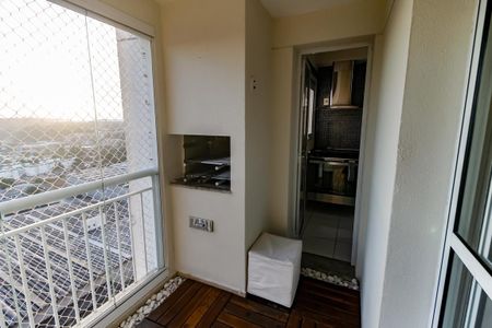 Apartamento para alugar com 95m², 2 quartos e 2 vagas Apartamento para alugar com 95m², 2 quartos e 2 vagasDetalhe - Varanda Gourmet