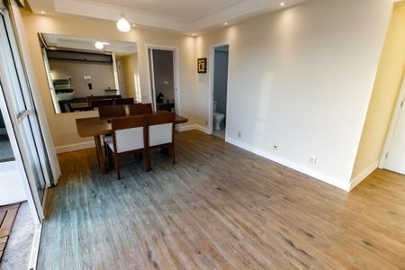 Sala de apartamento para alugar com 2 quartos, 95m² em Jardim Henriqueta, Taboão da Serra