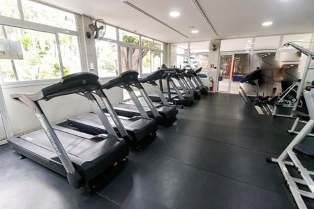 Apartamento para alugar com 95m², 2 quartos e 2 vagas Apartamento para alugar com 95m², 2 quartos e 2 vagasÁrea comum - Academia
