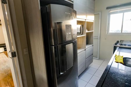 Apartamento para alugar com 95m², 2 quartos e 2 vagas Apartamento para alugar com 95m², 2 quartos e 2 vagasCozinha - Armários