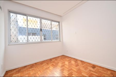 Apartamento à venda com 130m², 3 quartos e 1 vaga Apartamento à venda com 130m², 3 quartos e 1 vagaQuarto 1
