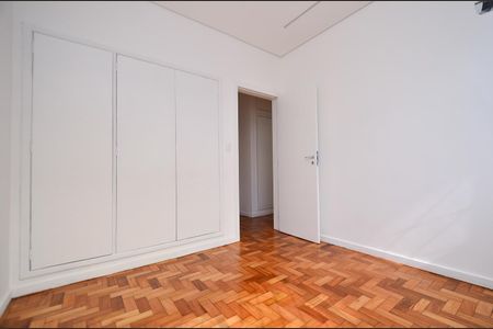 Apartamento à venda com 130m², 3 quartos e 1 vaga Apartamento à venda com 130m², 3 quartos e 1 vagaQuarto 2