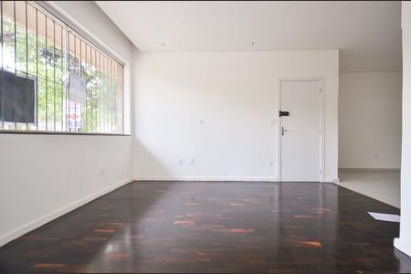 Apartamento à venda com 130m², 3 quartos e 1 vaga Apartamento à venda com 130m², 3 quartos e 1 vagaSala de Estar