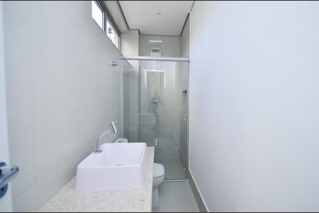 Apartamento à venda com 130m², 3 quartos e 1 vaga Apartamento à venda com 130m², 3 quartos e 1 vagaBanheiro Suíte