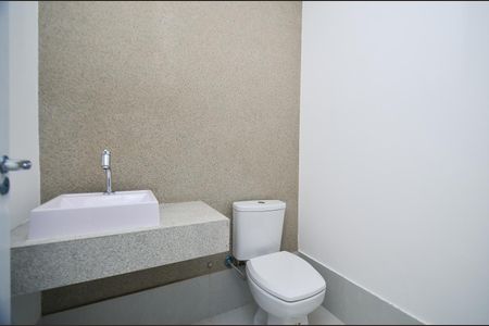 Apartamento à venda com 130m², 3 quartos e 1 vaga Apartamento à venda com 130m², 3 quartos e 1 vagaLavabo