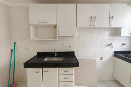 Apartamento à venda com 48m², 2 quartos e 1 vagaCozinha
