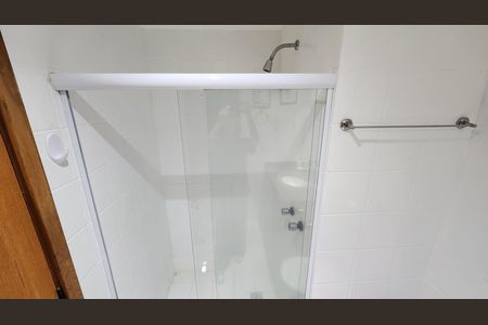 Apartamento para alugar com 44m², 1 quarto e 1 vaga Apartamento para alugar com 44m², 1 quarto e 1 vagaBanheiro social