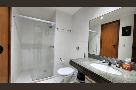 Apartamento para alugar com 44m², 1 quarto e 1 vaga Apartamento para alugar com 44m², 1 quarto e 1 vagaBanheiro social