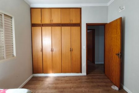 Casa à venda com 156m², 3 quartos e 5 vagasQuarto 3