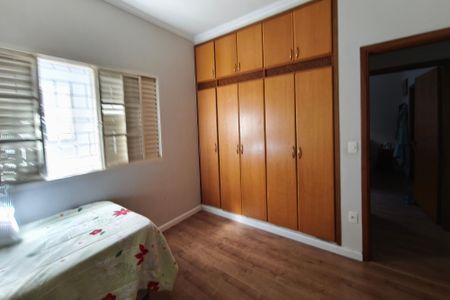 Casa à venda com 156m², 3 quartos e 5 vagasQuarto 3