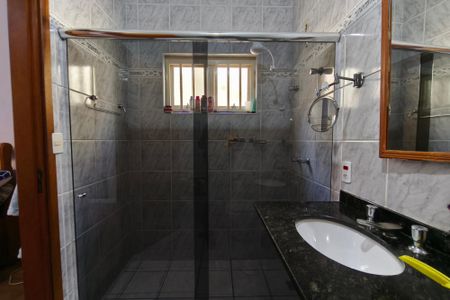 Casa à venda com 156m², 3 quartos e 5 vagasBanheiro Suíte