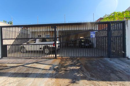 Casa à venda com 156m², 3 quartos e 5 vagasFachada