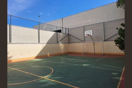 Apartamento à venda com 71m², 2 quartos e 1 vagaÁrea Comum - Quadra Poliesportiva