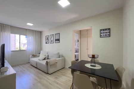 Apartamento à venda com 53m², 2 quartos e 1 vaga Apartamento à venda com 53m², 2 quartos e 1 vagaSala