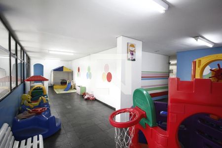 Apartamento à venda com 53m², 2 quartos e 1 vaga Apartamento à venda com 53m², 2 quartos e 1 vagaPlayground