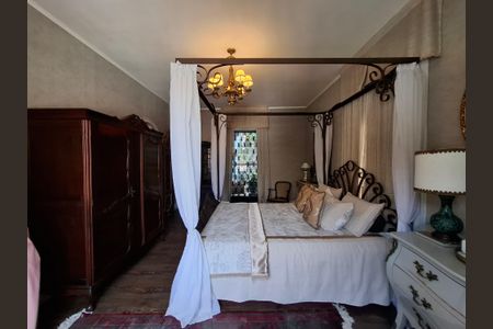 Casa à venda com 1040m², 7 quartos e 3 vagasQuarto 2