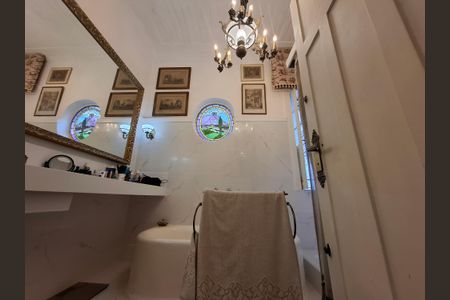 Casa à venda com 1040m², 7 quartos e 3 vagasBanheiro 4