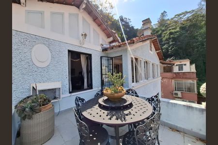 Casa à venda com 1040m², 7 quartos e 3 vagasÁrea Externa