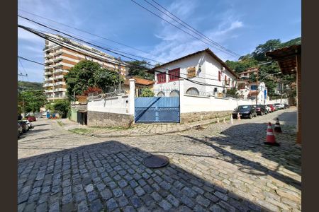 Casa à venda com 1040m², 7 quartos e 3 vagasRua