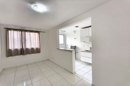 Apartamento para alugar com 45m², 2 quartos e 1 vagaSala