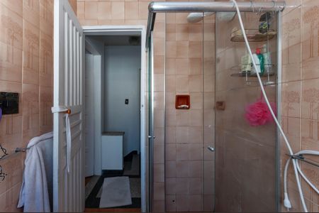 Casa à venda com 158m², 3 quartos e 6 vagas Casa à venda com 158m², 3 quartos e 6 vagasBanheiro Social