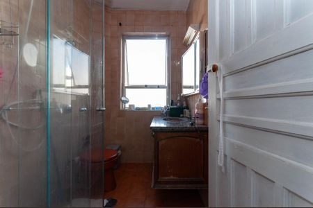 Casa à venda com 158m², 3 quartos e 6 vagas Casa à venda com 158m², 3 quartos e 6 vagasBanheiro Social