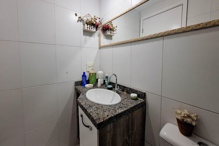 Apartamento à venda com 129m², 2 quartos e 2 vagas Apartamento à venda com 129m², 2 quartos e 2 vagasBanheiro da Suíte 1