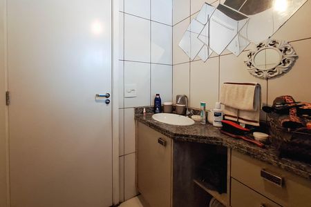 Apartamento à venda com 129m², 2 quartos e 2 vagas Apartamento à venda com 129m², 2 quartos e 2 vagasBanheiro Social