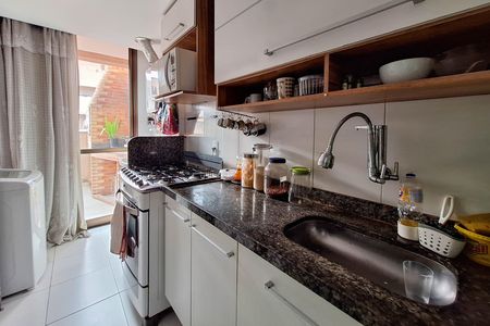 Apartamento à venda com 129m², 2 quartos e 2 vagas Apartamento à venda com 129m², 2 quartos e 2 vagasCozinha