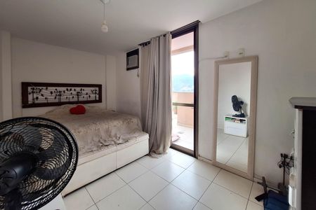 Apartamento à venda com 129m², 2 quartos e 2 vagas Apartamento à venda com 129m², 2 quartos e 2 vagasSuíte 1