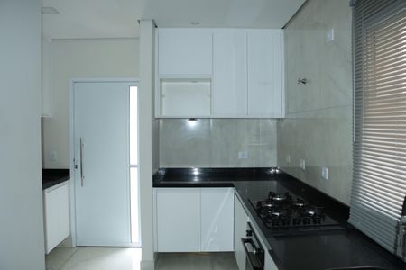 Casa de condomínio para alugar com 110m², 3 quartos e 2 vagasCozinha