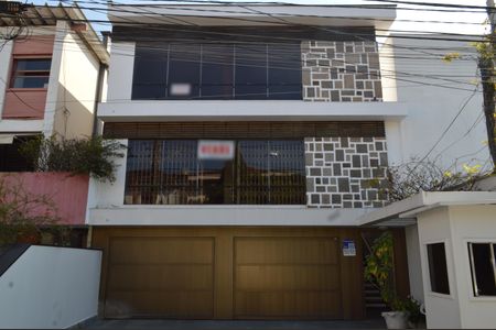 Casa para alugar com 336m², 5 quartos e 4 vagasFachada 