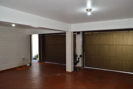 Casa para alugar com 336m², 5 quartos e 4 vagasGaragem
