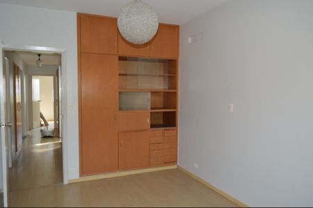 Casa para alugar com 336m², 5 quartos e 4 vagasQuarto 4