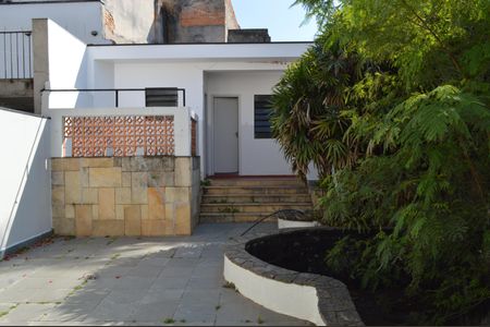 Casa para alugar com 336m², 5 quartos e 4 vagasQuintal
