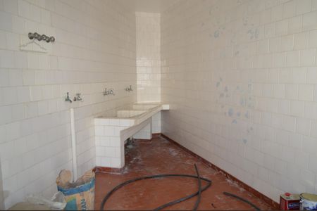 Casa para alugar com 336m², 5 quartos e 4 vagasÁrea de Serviço