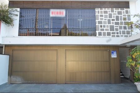 Casa para alugar com 336m², 5 quartos e 4 vagasFachada 